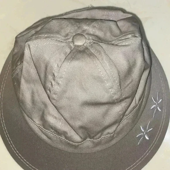 Sand Dollar Hat - Picture 3 of 8